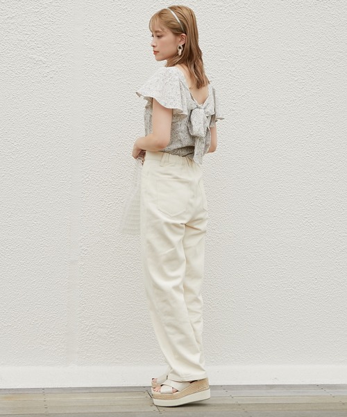 one after another NICE CLAUP（ワンアフターアナザーナイスクラップ）の「【ZOZO限定】ストレートカラ―パンツ（その他パンツ・レディース・ライトグレー/サックスブルー/インディゴブルー/アイボリー/ピンクベージュ・SMALL/MEDIUM）」の11枚目の写真