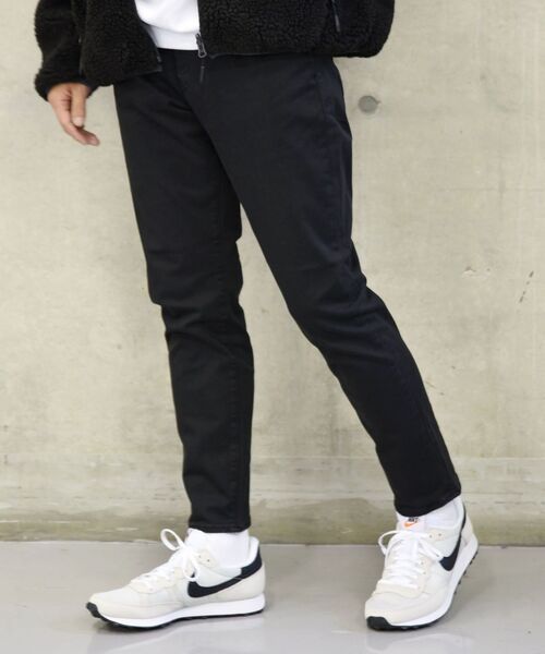 SHIPS(シップス)の「【WEB限定】SHIPS: イージー ストレッチ カラー テーパード スキニー パンツ(その他パンツ・メンズ・ブラック/オリーブ・SMALL/MEDIUM/LARGE/X-LARGE)」の2枚目の写真