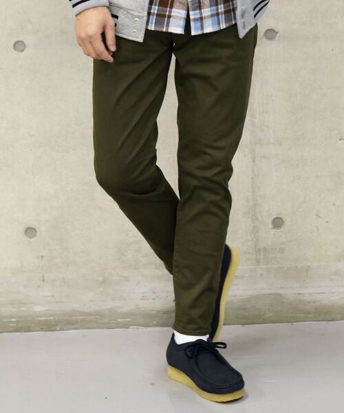 SHIPS(シップス)の「【WEB限定】SHIPS: イージー ストレッチ カラー テーパード スキニー パンツ(その他パンツ・メンズ・ブラック/オリーブ・SMALL/MEDIUM/LARGE/X-LARGE)」の4枚目の写真