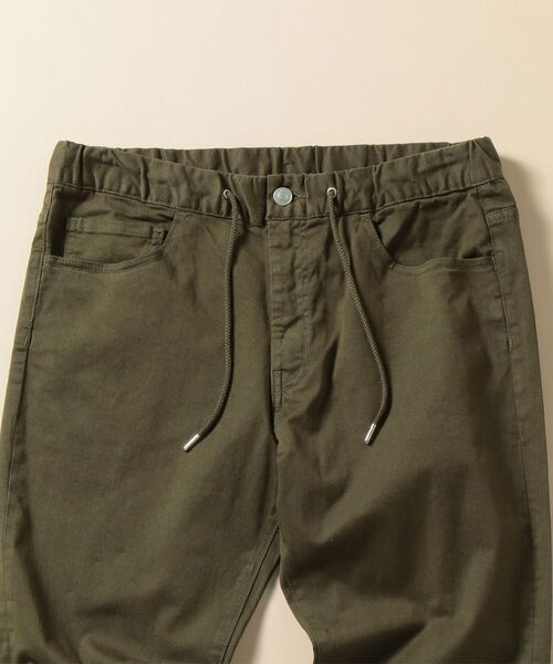SHIPS(シップス)の「【WEB限定】SHIPS: イージー ストレッチ カラー テーパード スキニー パンツ(その他パンツ・メンズ・ブラック/オリーブ・SMALL/MEDIUM/LARGE/X-LARGE)」の17枚目の写真