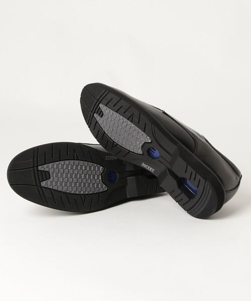 LASSU&FRISS（ラスアンドフリス）の「LASSU&FRISS 幅広４E外羽根Uチップ（ドレスシューズ・メンズ・ブラック・41/39/45/40/50/42/48/46/43/47/44）」の2枚目の写真