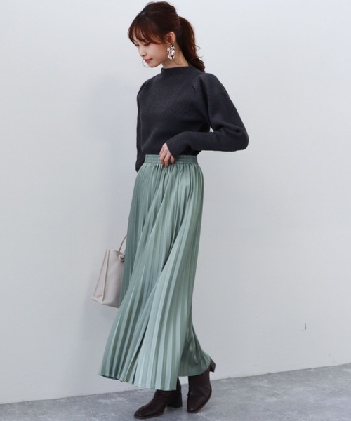 archives（アルシーヴ）の「ボトルネックリブニットプルオーバー（ニット/セーター・レディース・チャコールグレー/オフホワイト/マスタード/ピンクベージュ・MEDIUM）」の14枚目の写真