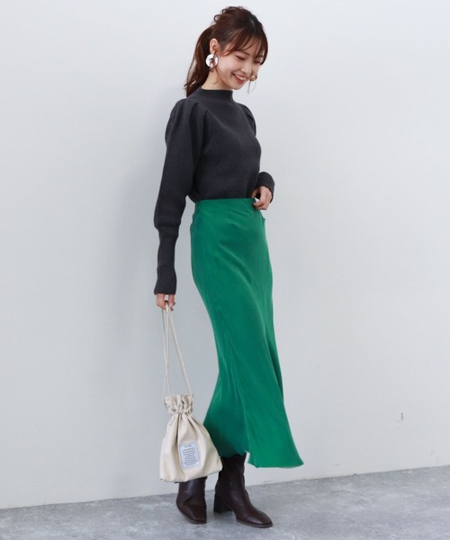 archives（アルシーヴ）の「ボトルネックリブニットプルオーバー（ニット/セーター・レディース・チャコールグレー/オフホワイト/マスタード/ピンクベージュ・MEDIUM）」の16枚目の写真