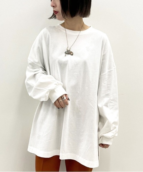 apres jour mignon（アプレジュールミニョン）の「サイドスリットロンT【ZOZOTOWN限定アイテム】（Tシャツ/カットソー・レディース・オフホワイト/アイボリー/グレイッシュベージュ/ブラック・X-LARGE/フリー）」の5枚目の写真