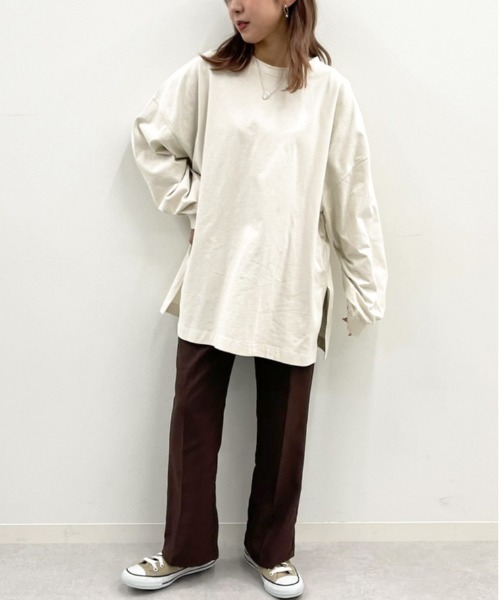 apres jour mignon（アプレジュールミニョン）の「サイドスリットロンT【ZOZOTOWN限定アイテム】（Tシャツ/カットソー・レディース・オフホワイト/アイボリー/グレイッシュベージュ/ブラック・X-LARGE/フリー）」の15枚目の写真