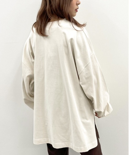 apres jour mignon（アプレジュールミニョン）の「サイドスリットロンT【ZOZOTOWN限定アイテム】（Tシャツ/カットソー・レディース・オフホワイト/アイボリー/グレイッシュベージュ/ブラック・X-LARGE/フリー）」の14枚目の写真