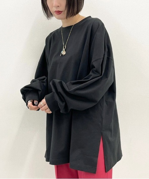 apres jour mignon（アプレジュールミニョン）の「サイドスリットロンT【ZOZOTOWN限定アイテム】（Tシャツ/カットソー・レディース・オフホワイト/アイボリー/グレイッシュベージュ/ブラック・X-LARGE/フリー）」の19枚目の写真