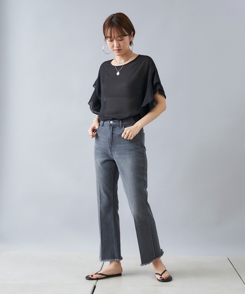 DouDou（ドゥドゥ）の「9丈セミフレアデニム（デニムパンツ・レディース・グレー/ライトベージュ/ブルー・36/38）」の4枚目の写真