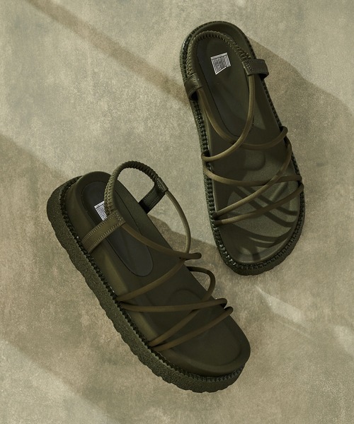 COLONY 2139（コロニートゥーワンスリーナイン）の「ストラップスポーツサンダル（サンダル・レディース・ブラック/ベージュ/カーキ/アイボリー・22.5cm/23.5cm/24.5cm）」の4枚目の写真