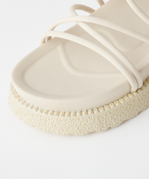 COLONY 2139（コロニートゥーワンスリーナイン）の「ストラップスポーツサンダル（サンダル・レディース・ブラック/ベージュ/カーキ/アイボリー・22.5cm/23.5cm/24.5cm）」の10枚目の写真