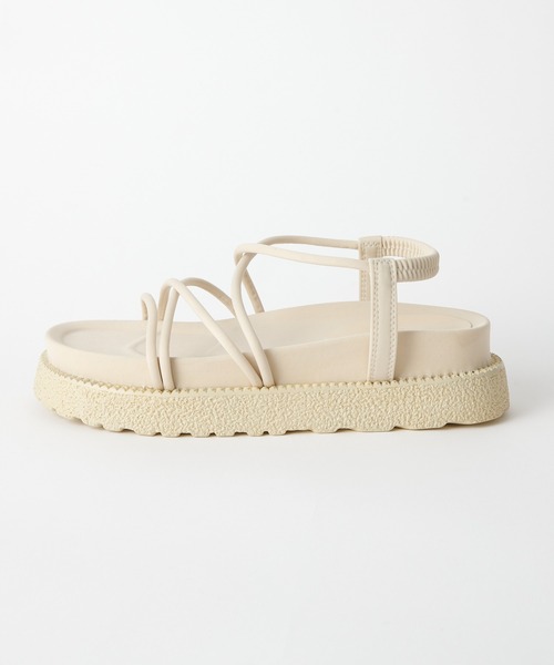 COLONY 2139（コロニートゥーワンスリーナイン）の「ストラップスポーツサンダル（サンダル・レディース・ブラック/ベージュ/カーキ/アイボリー・22.5cm/23.5cm/24.5cm）」の6枚目の写真