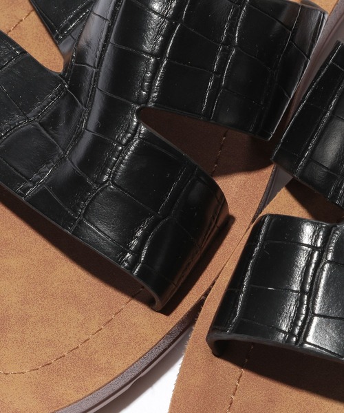 LEPSIM（レプシィム）の「フラットソフトサンダル　925184（サンダル・レディース・ブラック/オフホワイト/オレンジ/ゼブラ/ガンメタ/イエロー・SMALL/MEDIUM/LARGE）」の22枚目の写真