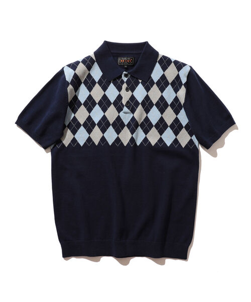 BEAMS PLUS（ビームスプラス）の「BEAMS PLUS / アーガイル ニットポロシャツ（ポロシャツ・メンズ・ネイビー/ワイン/カーキ・MEDIUM/LARGE/X-LARGE/SMALL）」の2枚目の写真