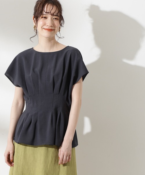 N.（N. Natural Beauty Basic）（エヌエヌナチュラルビューティーベーシック）の「◆ドライポプリン半袖ブラウス（シャツ/ブラウス・レディース・オフホワイト/チャコールグレー/ブルー/マスタード・MEDIUM）」の2枚目の写真