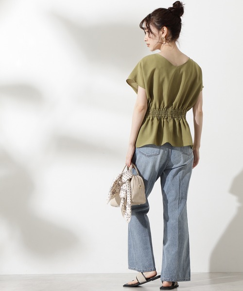 N.（N. Natural Beauty Basic）（エヌエヌナチュラルビューティーベーシック）の「◆ドライポプリン半袖ブラウス（シャツ/ブラウス・レディース・オフホワイト/チャコールグレー/ブルー/マスタード・MEDIUM）」の17枚目の写真