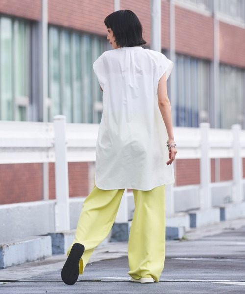 VACANCY（ヴァカンシー）の「ピンタックノースリーブチュニック