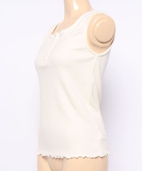 ehka sopo(エヘカソポ)の「ヘンリーネック前後着タンクトップ(タンクトップ・レディース・ベージュ/キナリ/グリーン・フリ-)」の5枚目の写真