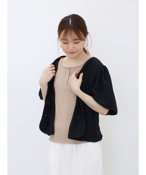 ehka sopo(エヘカソポ)の「ヘンリーネック前後着タンクトップ(タンクトップ・レディース・ベージュ/キナリ/グリーン・フリ-)」の9枚目の写真