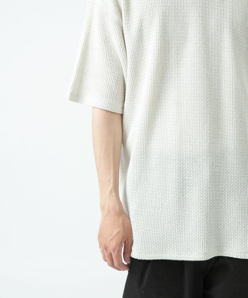 ITEMS URBANRESEARCH（アイテムズ アーバンリサーチ）の「ローゲージカノコ半袖Tシャツ（Tシャツ/カットソー・メンズ・ベージュ/グレー/ネイビー・MEDIUM/LARGE）」の14枚目の写真