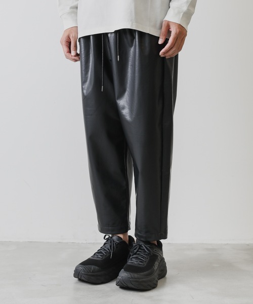 極美品✨名品⚫︎LOEFF⚫︎ 2タックトラウザーパンツ 極美品✨名品⚫︎LOEFF⚫︎ 2タックトラウザーパンツ