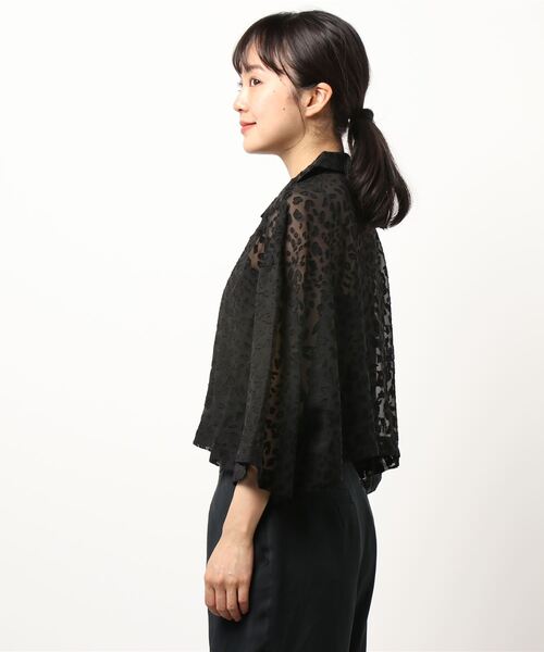 PAGEBOY(ページボーイ)の「【CORE】レオパード柄シアーショートシャツ(シャツ/ブラウス・レディース・ブラック/ホワイト系その他・FREE)」の3枚目の写真