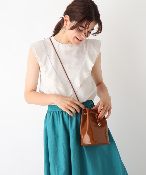 AG by aquagirl（エージーバイアクアガール）の「◆エナメルミニ巾着（ショルダーバッグ・レディース・オフホワイト/カーキ/ブラウン系・00）」の12枚目の写真