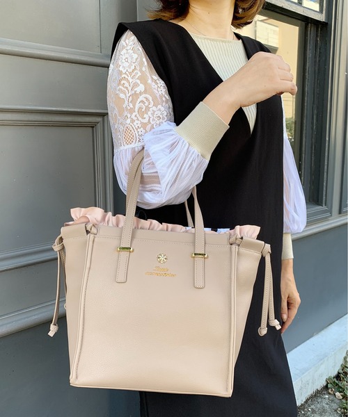 LITTLE ACCESSORIES（リトルアクセサリーズ）の「フリルのバッグイン付き３WAYトートバッグ（トートバッグ・レディース・ブラック/ベージュ/パープル/ネイビー・フリー）」の2枚目の写真