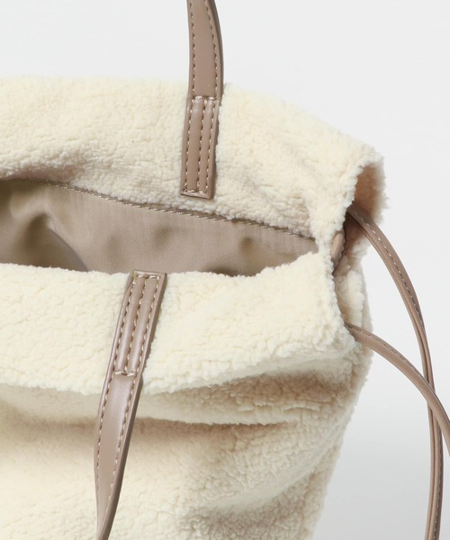 URBAN RESEARCH Sonny Label（アーバンリサーチサニーレーベル）の「リバーシブルボア巾着バッグ（ハンドバッグ・レディース・グレー/オフホワイト/アニマル・ONE）」の19枚目の写真