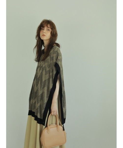 AMAIL(アマイル)の「コロンバッグ(ショルダーバッグ・レディース・アイボリー/ブラック/ベージュ・FREE)」の1枚目の写真