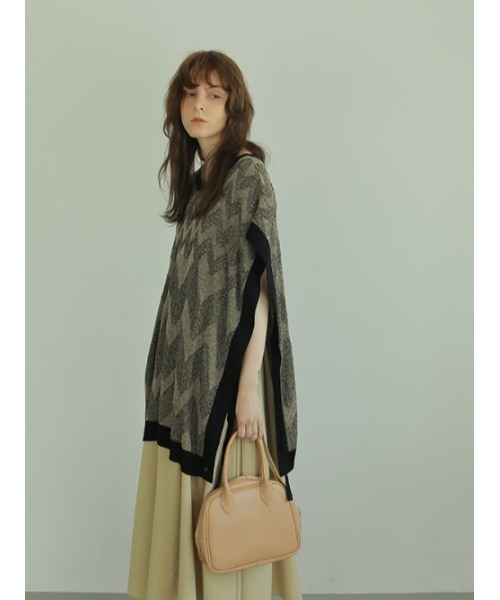 AMAIL(アマイル)の「コロンバッグ(ショルダーバッグ・レディース・アイボリー/ブラック/ベージュ・FREE)」の12枚目の写真