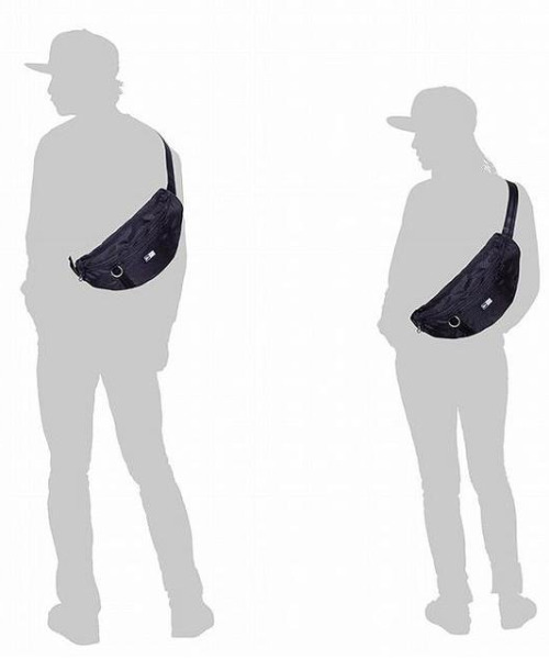 NEW ERA(ニューエラ)の「NEW ERA/ニューエラ ウエストバッグ 2L X-girl ミルズロゴ 12860525(ボディバッグ/ウエストポーチ・メンズ・ブラック×ブラック・FREE)」の10枚目の写真