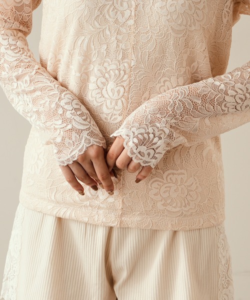 Chico(チコ)の「【SALON by Chico限定】スカラップレースロンT(Tシャツ/カットソー・レディース・アイボリー/チャコールグレー/ピンク・FREE/SMALL)」の15枚目の写真