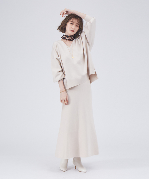 Rouge vif(ルージュヴィフ)の「【セットアップ対応】Vネックゆったりニットプルオーバー(ニット/セーター・レディース・アイボリー/セージグリーン/チャコールグレー・フリー)」の18枚目の写真