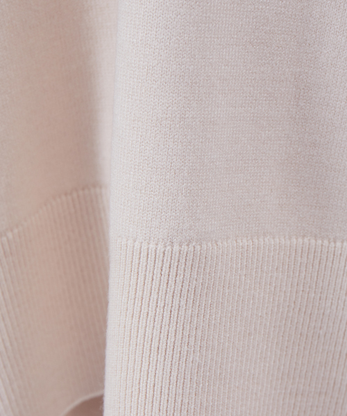 Rouge vif(ルージュヴィフ)の「【セットアップ対応】Vネックゆったりニットプルオーバー(ニット/セーター・レディース・アイボリー/セージグリーン/チャコールグレー・フリー)」の22枚目の写真