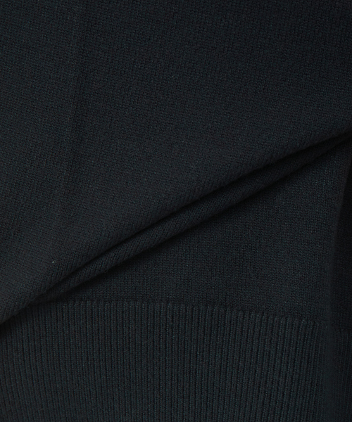 Rouge vif(ルージュヴィフ)の「【セットアップ対応】Vネックゆったりニットプルオーバー(ニット/セーター・レディース・アイボリー/セージグリーン/チャコールグレー・フリー)」の17枚目の写真