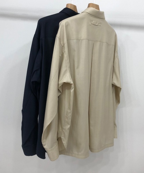 KIIT(キート)の「KIIT キート / L/SLEEVE POCKET SHIRT オーバーサイズ 長袖ポケットシャツ / KIM-B97-003(シャツ/ブラウス・メンズ・ライトベージュ/ダークネイビー・2/1/3)」の9枚目の写真