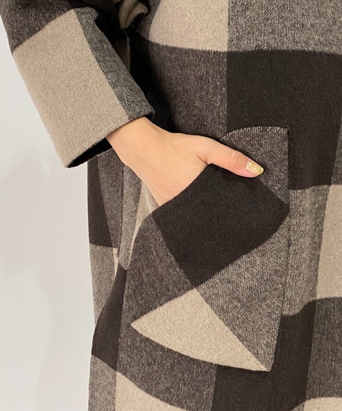 CAPRICIEUX LE'MAGE（カプリシューレマージュ）の「チェックリバノーカラーコート（ノーカラーコート・レディース・ブラック/ブラウン・FREE）」の3枚目の写真