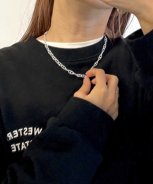 CANAL JEAN(キャナルジーン)の「Pt(ピーティー) アンカーチェーンネックレス(ネックレス・レディース・シルバー/ゴールド・ONE SIZE)」の3枚目の写真