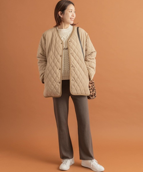 URBAN RESEARCH Sonny Label(アーバンリサーチサニーレーベル)の「ULTRA THERMOライナー付きミドルキルティングコート(ノーカラージャケット・レディース・カーキ/ベージュ/ブラック・FREE)」の8枚目の写真