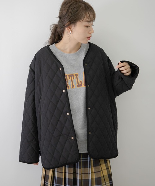 URBAN RESEARCH Sonny Label(アーバンリサーチサニーレーベル)の「ULTRA THERMOライナー付きミドルキルティングコート(ノーカラージャケット・レディース・カーキ/ベージュ/ブラック・FREE)」の12枚目の写真