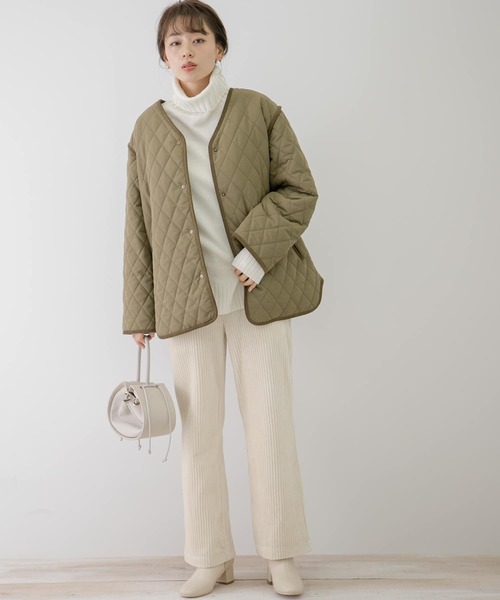 URBAN RESEARCH Sonny Label(アーバンリサーチサニーレーベル)の「ULTRA THERMOライナー付きミドルキルティングコート(ノーカラージャケット・レディース・カーキ/ベージュ/ブラック・FREE)」の19枚目の写真