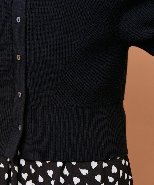 ADAM ET ROPE'(アダムエロペ)の「2WAYパワショルカーディガン(カーディガン/ボレロ・レディース・キナリ/ブラック/グリーン・FREE)」の16枚目の写真