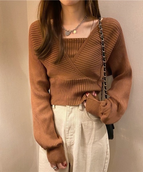 LAC-VERT（ラック・ヴェール）の「オフショル風スクエアネックドルマンニット（ニット/セーター・レディース・ブラック/ブラウン/ホワイト/ピンク・FREE）」の19枚目の写真