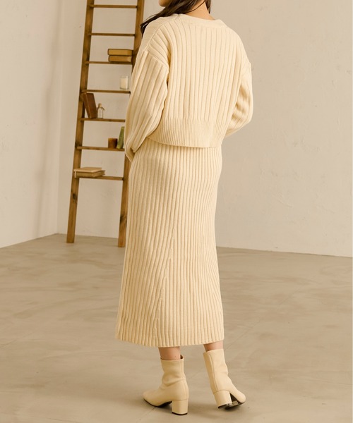 Ambre Neige(アンブルネージュ)の「ニットワンピ+カーデセット/【WEB/EC限定商品】(カーディガン/ボレロ・レディース・ダークブラウン/アイボリー・FREE)」の3枚目の写真