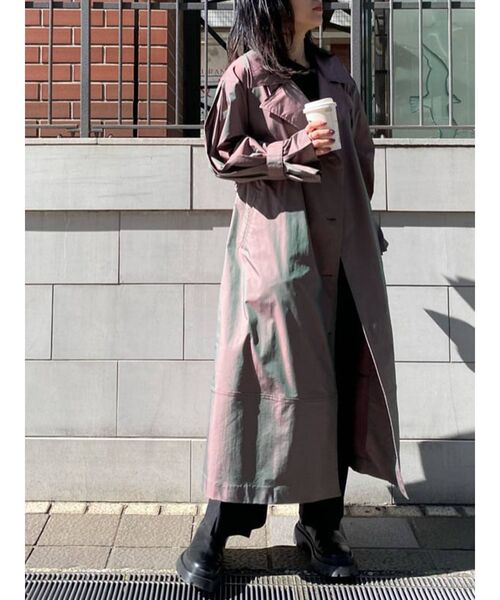 MURUA（ムルーア）の「タックスリーブシャンブレートレンチコート（トレンチコート・レディース・ベージュ/カーキ・FREE）」の18枚目の写真