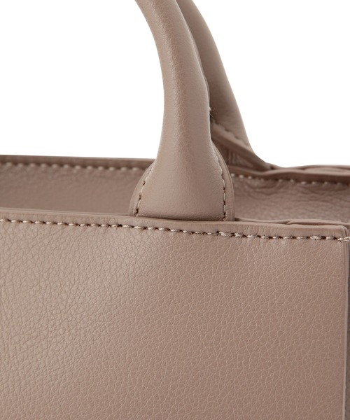 Legato Largo（レガートラルゴ）の「【Legato Largo】かるいかばんミニショルダーバッグ（ショルダーバッグ・レディース・キナリ/ベージュ系その他/ブラック・FREE）」の6枚目の写真
