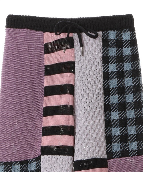Candy Stripper(キャンディストリッパー)の「COVERED WITH PATTERNS KNIT パンツ(その他パンツ・レディース・カーキ/パープル/ブラック・2)」の13枚目の写真