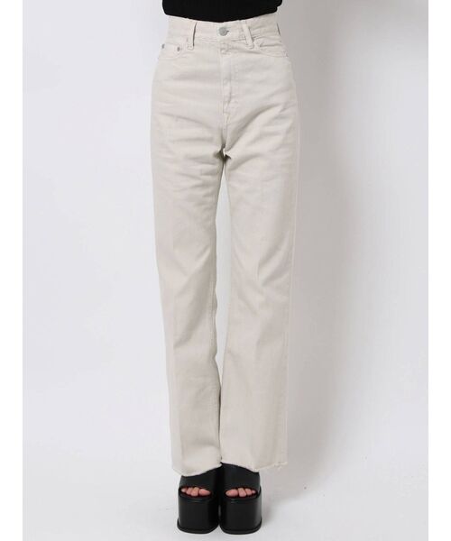 EMODA（エモダ）の「センタープレスフレアジーンズ（デニムパンツ・レディース・ホワイト/ブラック/その他・SMALL/MEDIUM/X-SMALL）」の22枚目の写真