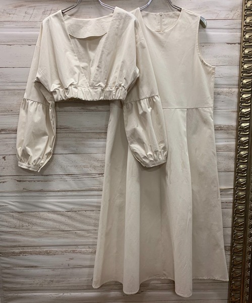 Jewelobe（ジュエローブ）の「クロップドボリュームトップス×ノースリワンピセットアップ（ワンピース・レディース・ピンク/アイボリー/ブラック/ライトグレー・FREE）」の2枚目の写真