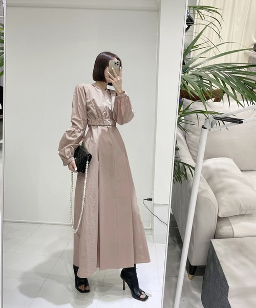 Jewelobe（ジュエローブ）の「クロップドボリュームトップス×ノースリワンピセットアップ（ワンピース・レディース・ピンク/アイボリー/ブラック/ライトグレー・FREE）」の8枚目の写真